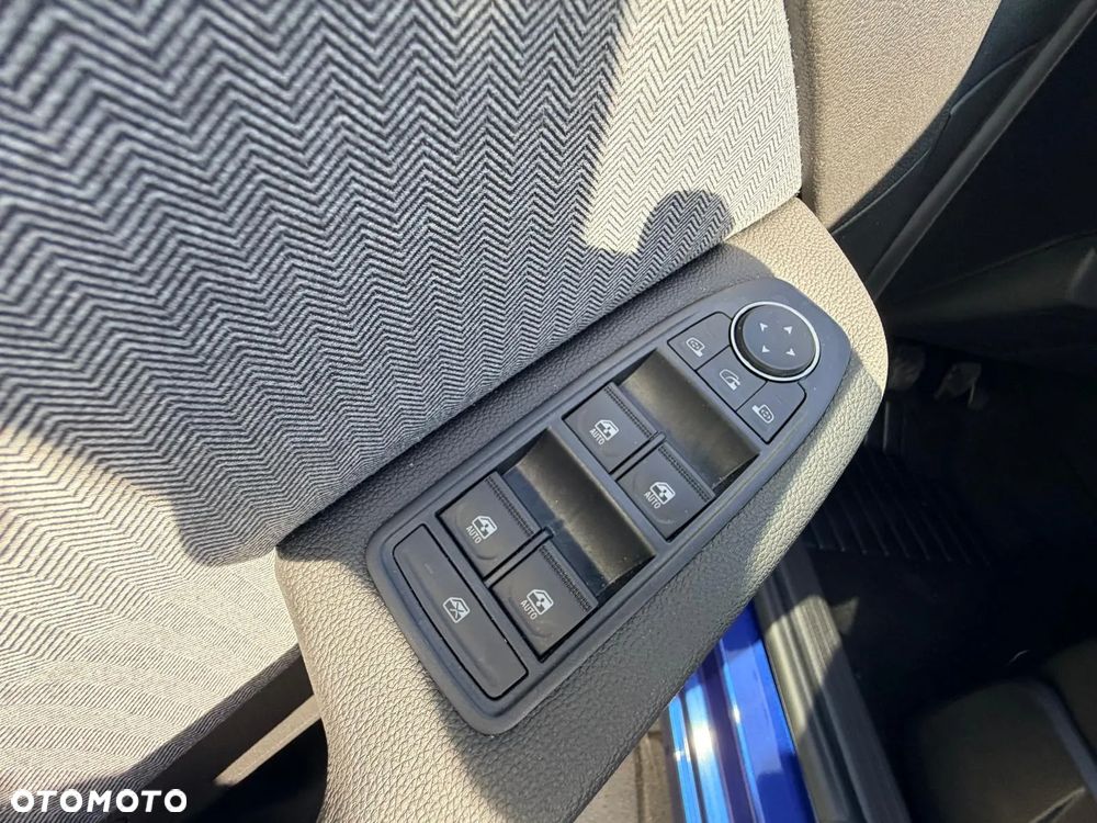 Renault Clio TCe 90 EVOLUTION - 20