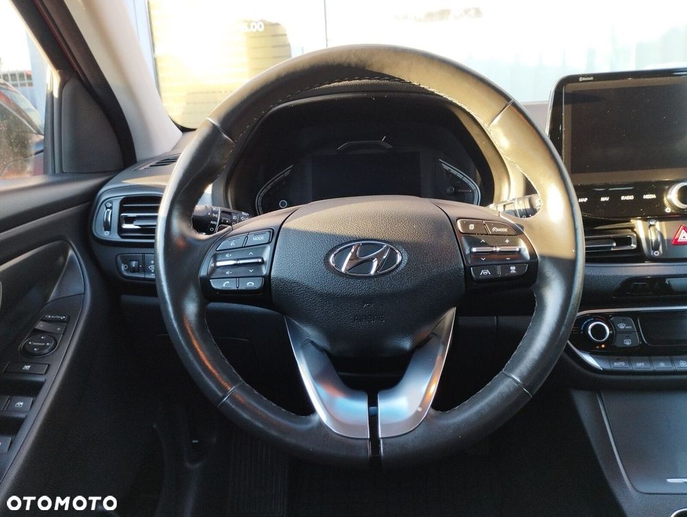 Hyundai i30 1.5 T-GDI 48V Executive DCT - 3