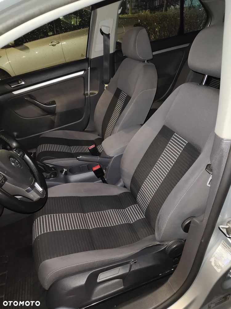 Volkswagen Jetta 1.9 TDI Trendline - 7
