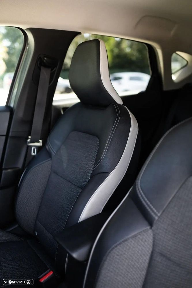 Renault Captur - 26