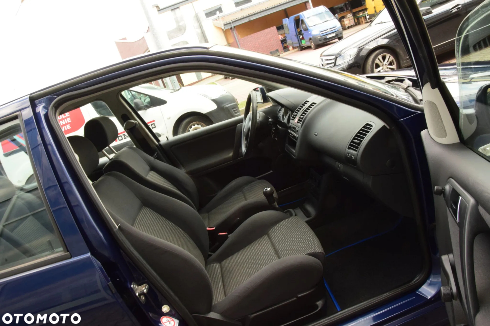 Volkswagen Polo 1.0 Comfortline - 24
