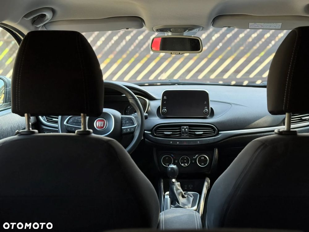 Fiat Tipo 1.6 MultiJet 16v Lounge - 9