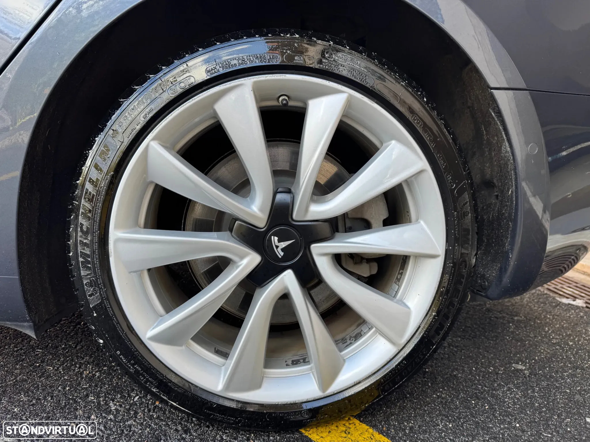 Tesla Model 3 Standard Range Plus RWD - 11