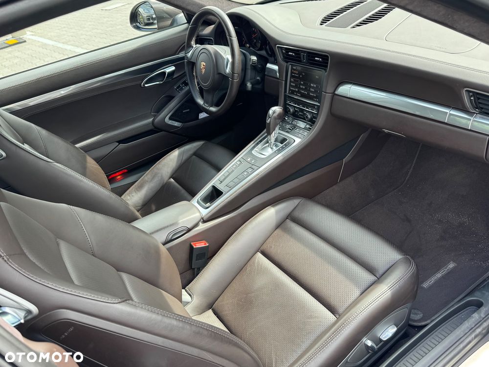 Porsche 911 Carrera PDK - 15