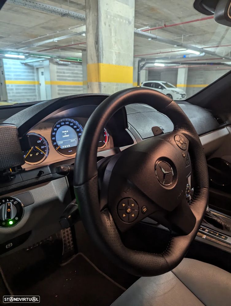 Mercedes-Benz C 320 CDi Avantgarde Auto. - 17