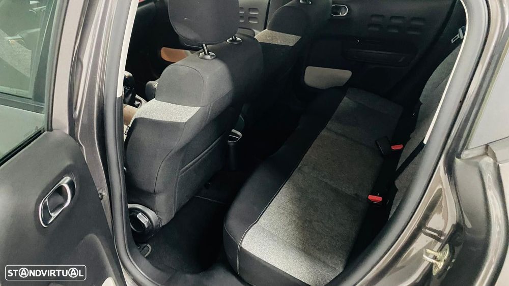 Citroën C3 1.2 PureTech C-Series - 10