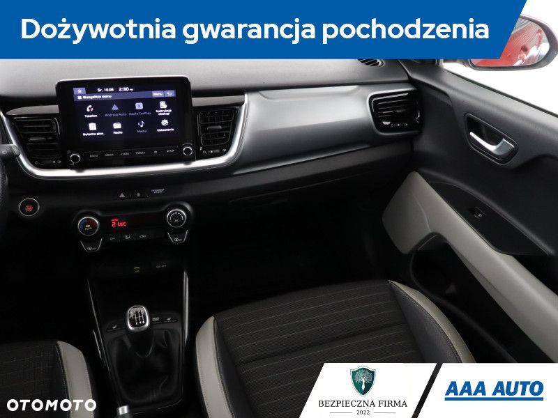 Kia Stonic - 10