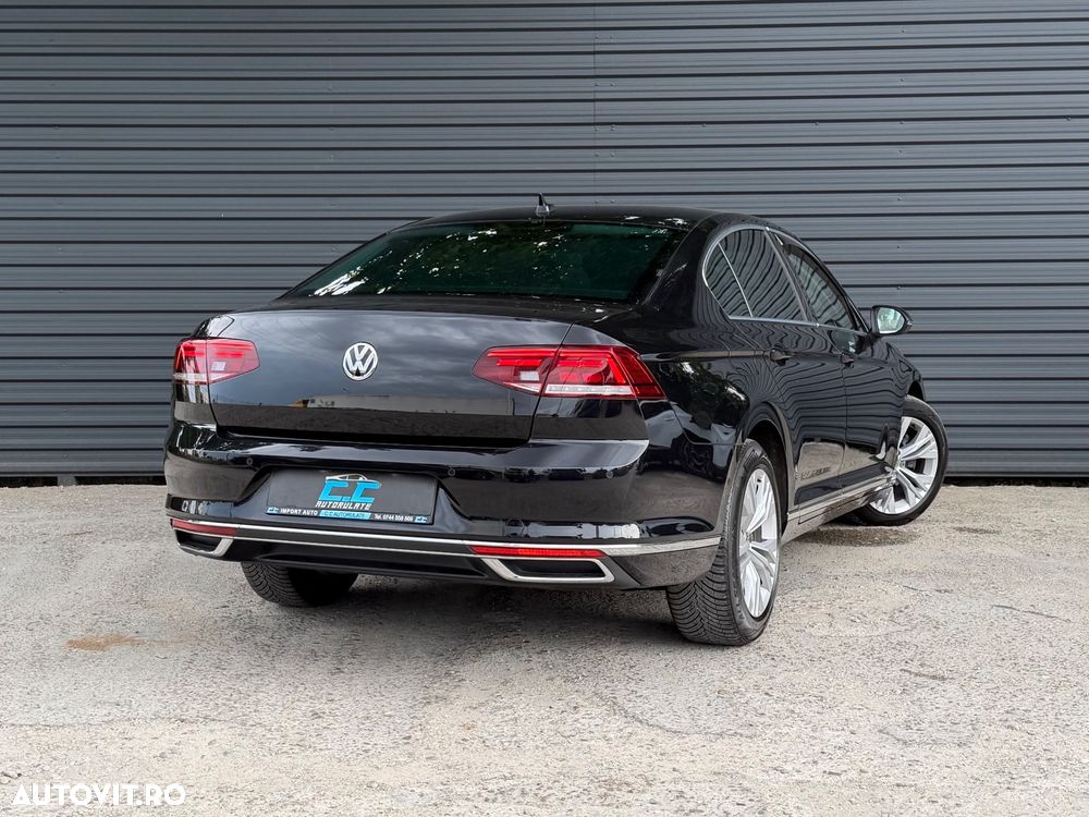 Volkswagen Passat 2.0 TDI DSG Highline - 4