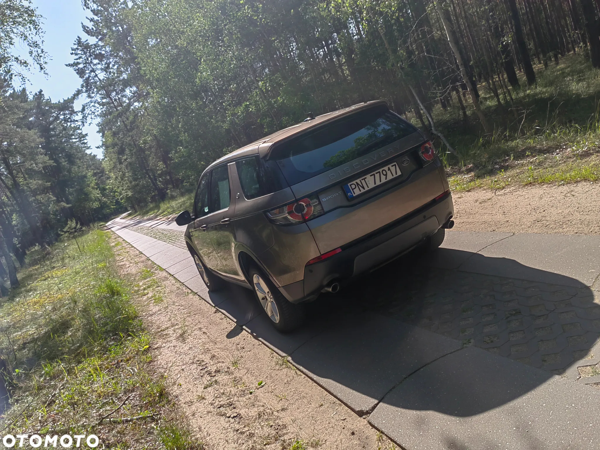 Land Rover Discovery Sport 2.0 TD4 Pure - 31