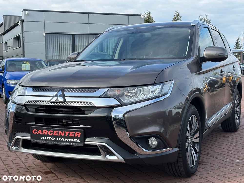 Mitsubishi Outlander 2.0 2WD CVT Active+