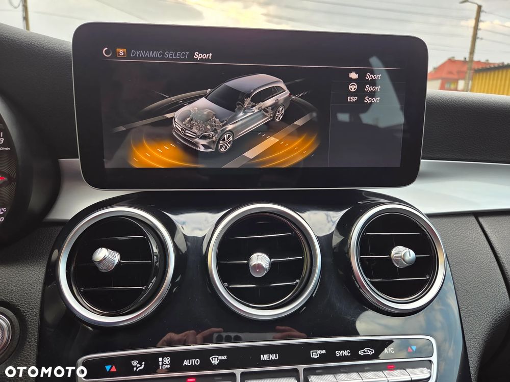 Mercedes-Benz Klasa C 200 d 9G-TRONIC - 28