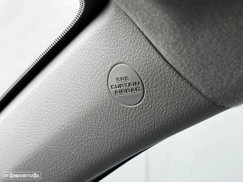 Toyota Yaris 1.5 HSD Comfort+P.Style - 33