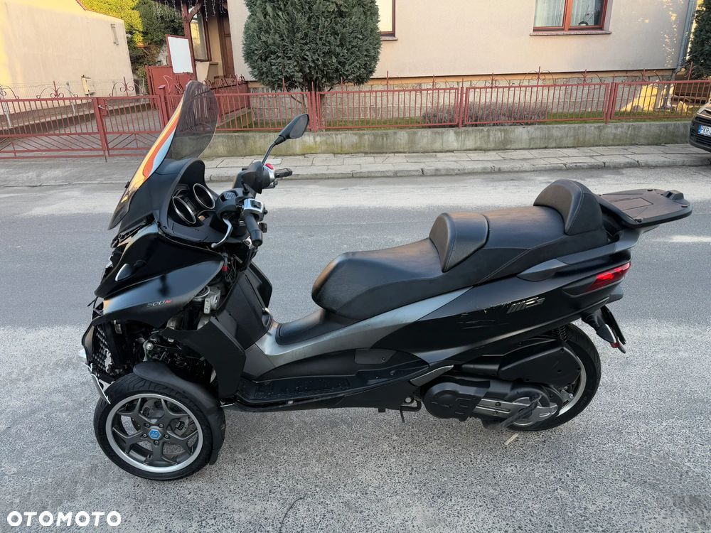 Piaggio MP-3 - 5