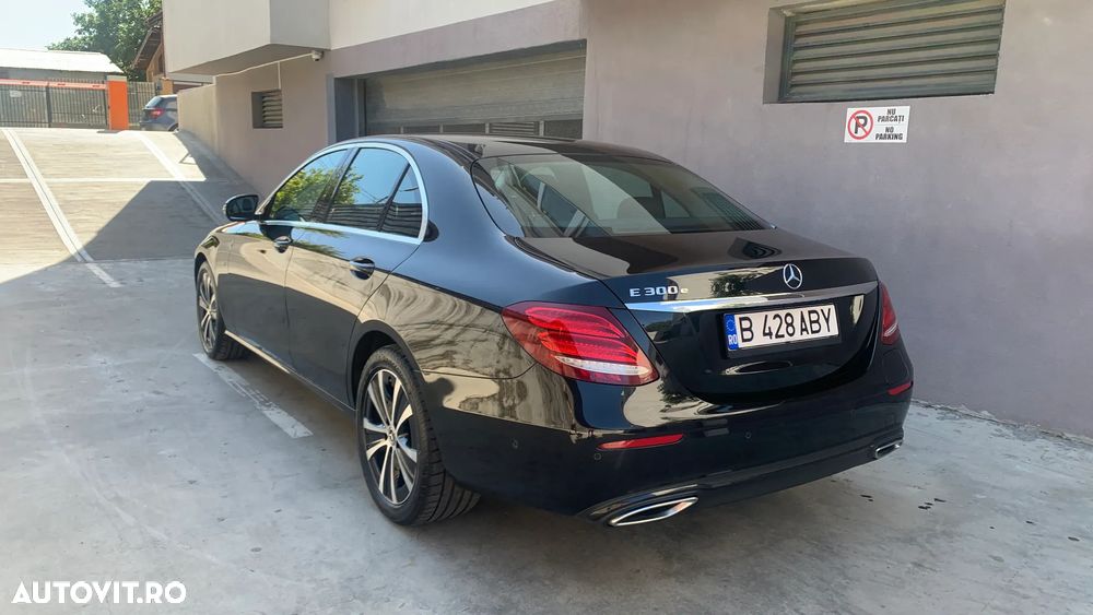 Mercedes-Benz E 300 Aut. - 4