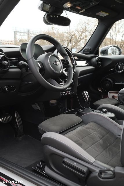 MINI John Cooper Works - 7
