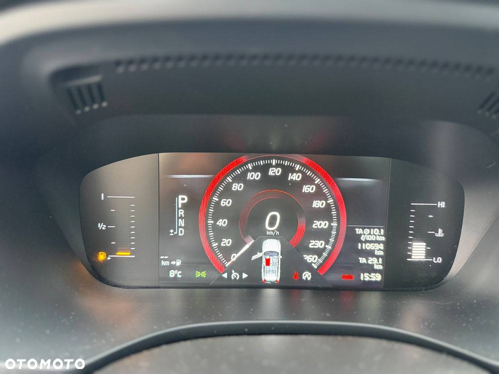 Volvo XC 60 T5 Momentum Pro - 18