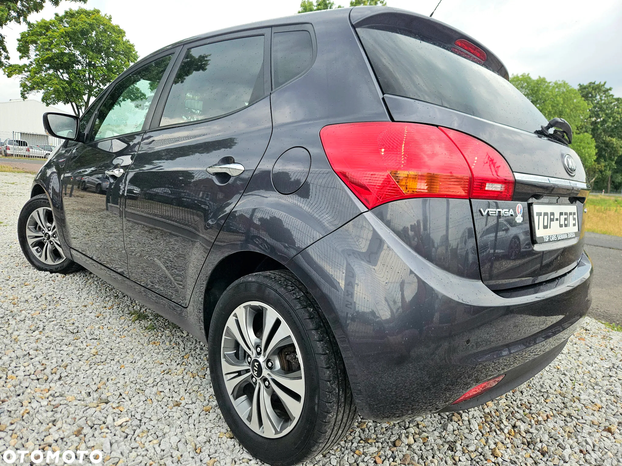 Kia Venga 1.6 CRDi 128 Fifa World Cup Edition - 4