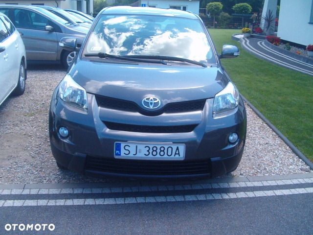 Toyota Urban Cruiser - 7