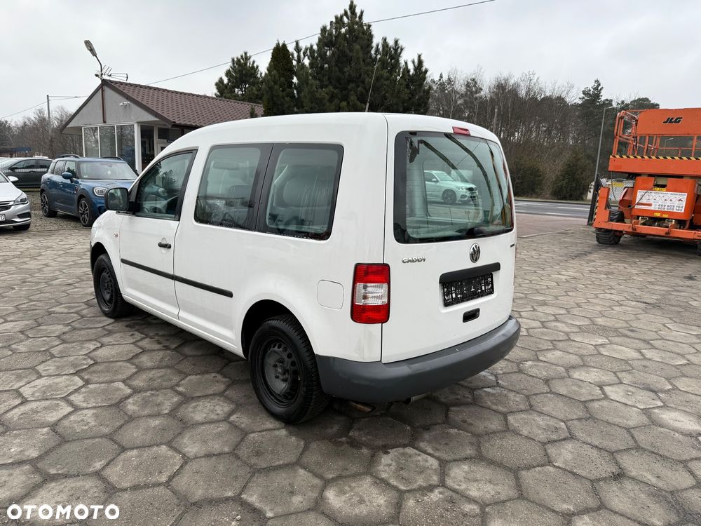 Volkswagen Caddy - 11