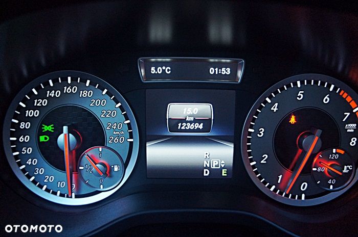 Mercedes-Benz Klasa A 180 (BlueEFFICIENCY) 7G-DCT Style - 6