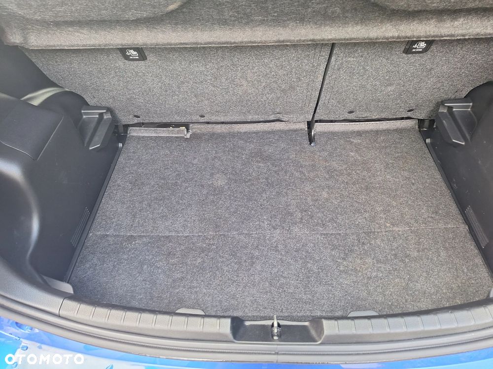 Toyota Yaris 1.5 Premium - 9