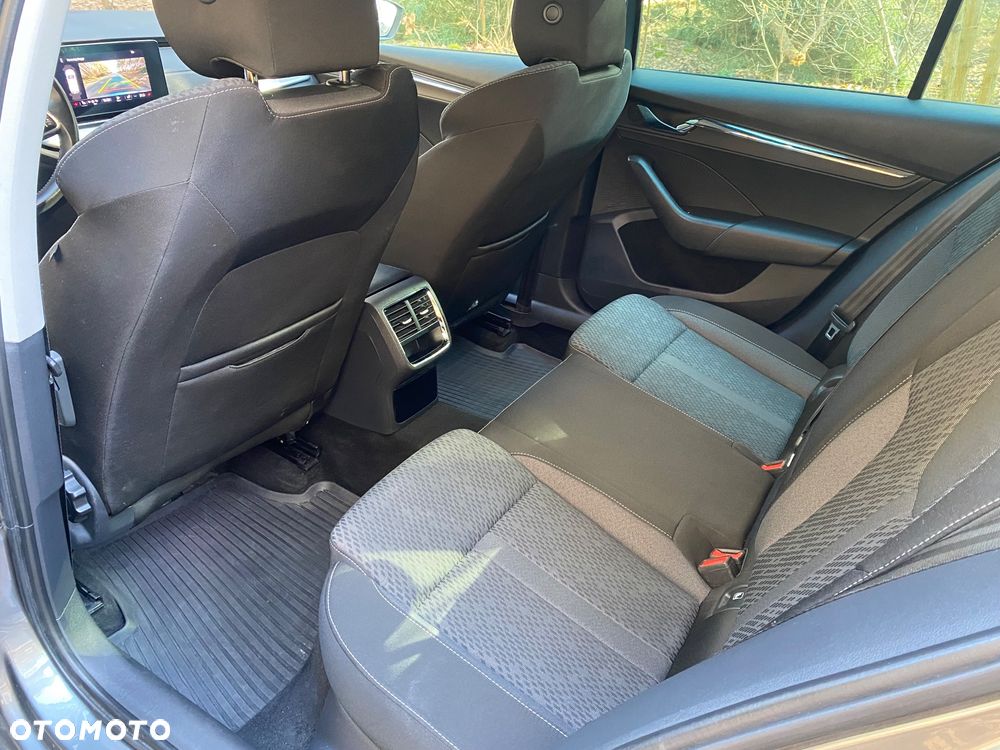 Skoda Octavia 1.5 TSI ACT Style - 9