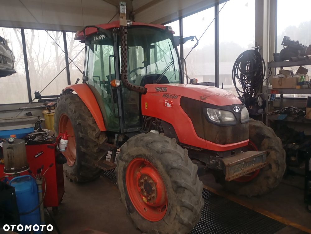 Kubota M9540 - 7