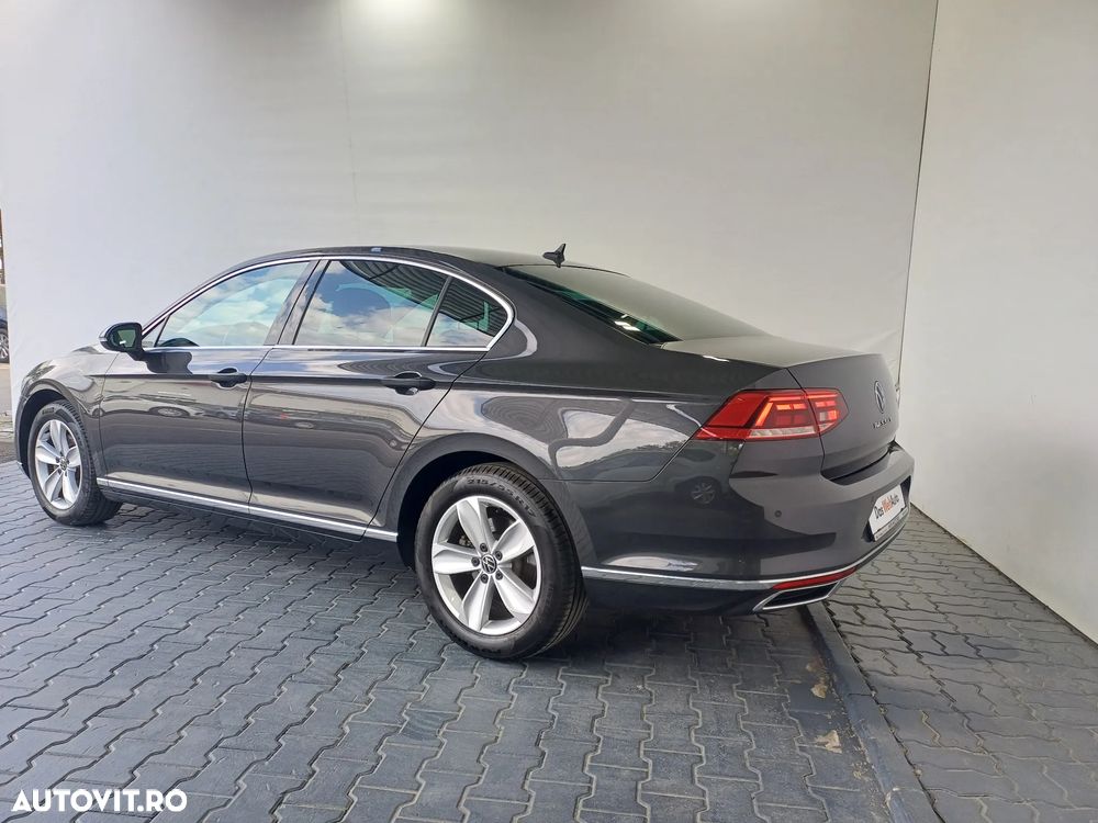 Volkswagen Passat 2.0 TDI DSG Highline - 4