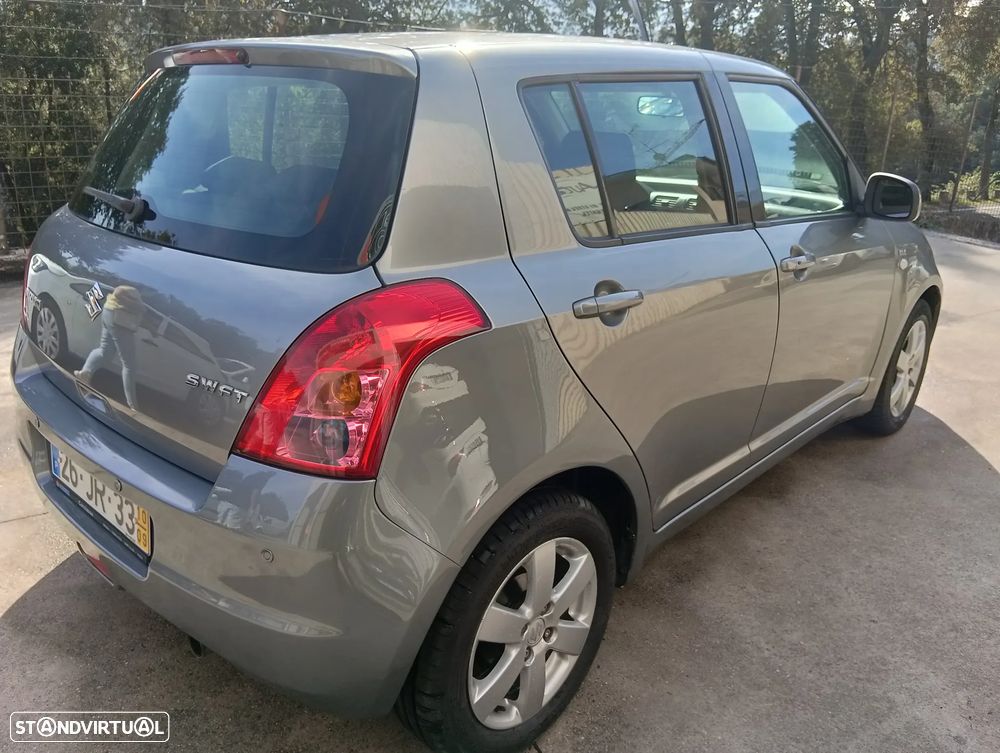 Suzuki Swift 1.3 DDiS Sport - 7