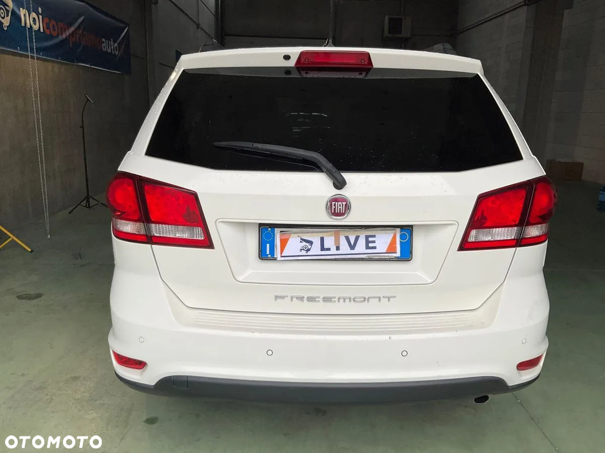 Fiat Freemont 2.0 Multijet - 13