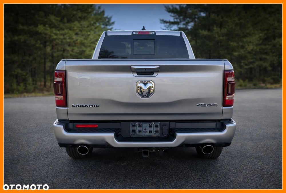 RAM 1500 Crew Cab Laramie - 4