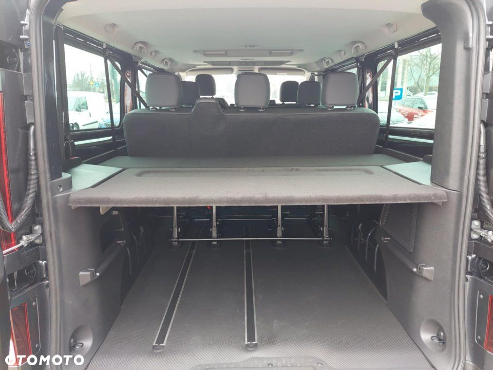 Renault Trafic - 11