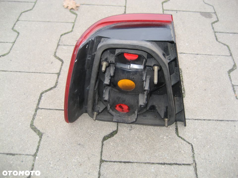 volvo 940 sedan lampa tył prawa - 3