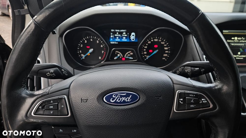 Ford Focus 1.0 EcoBoost Titanium ASS - 25
