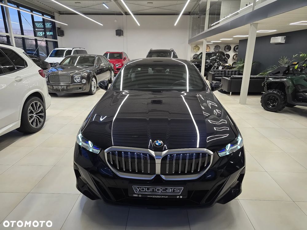 BMW Seria 5 520d xDrive - 3