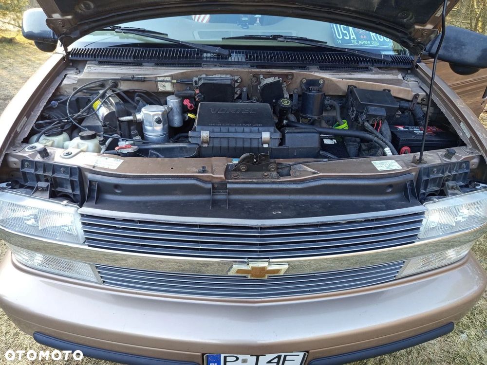 Chevrolet Astro 4.3i V6 - 25