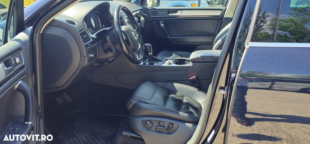 Volkswagen Touareg V6 TDI BMT Supreme Plus - 16