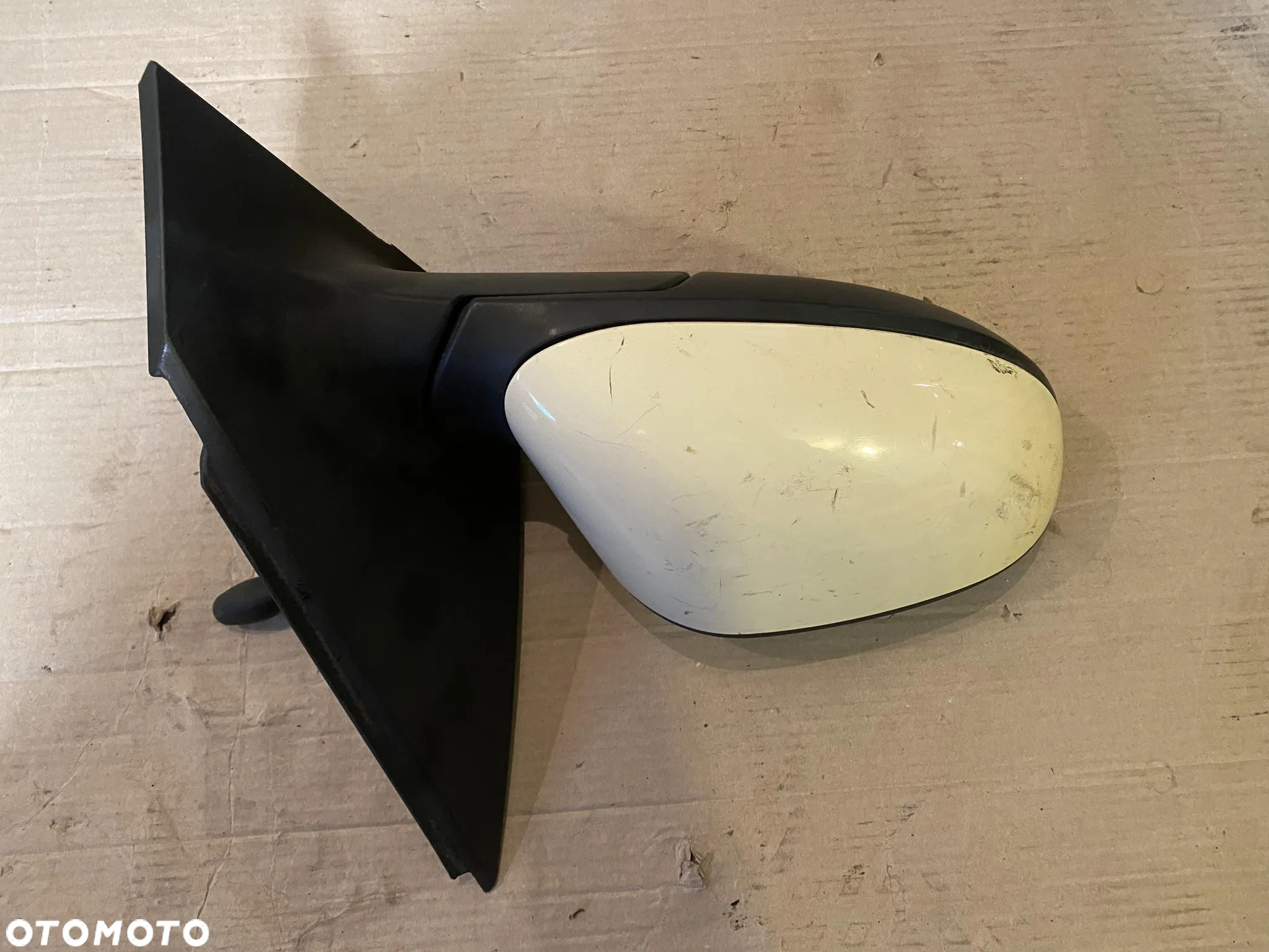 Lusterko prawe Lancia Ypsilon OE - 2