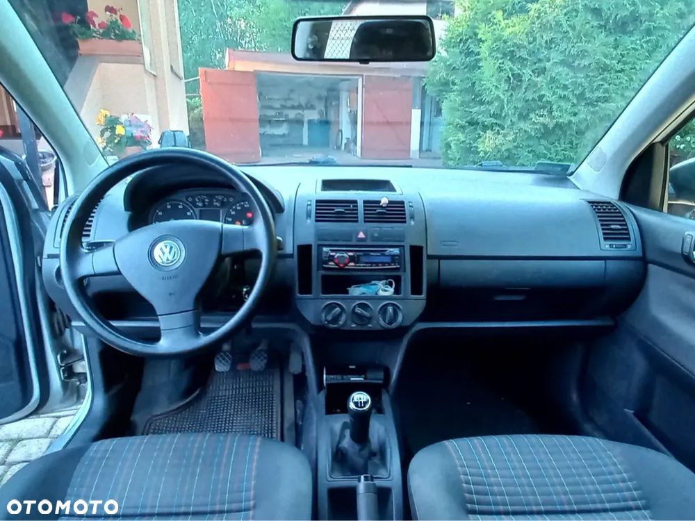 Volkswagen Polo - 5