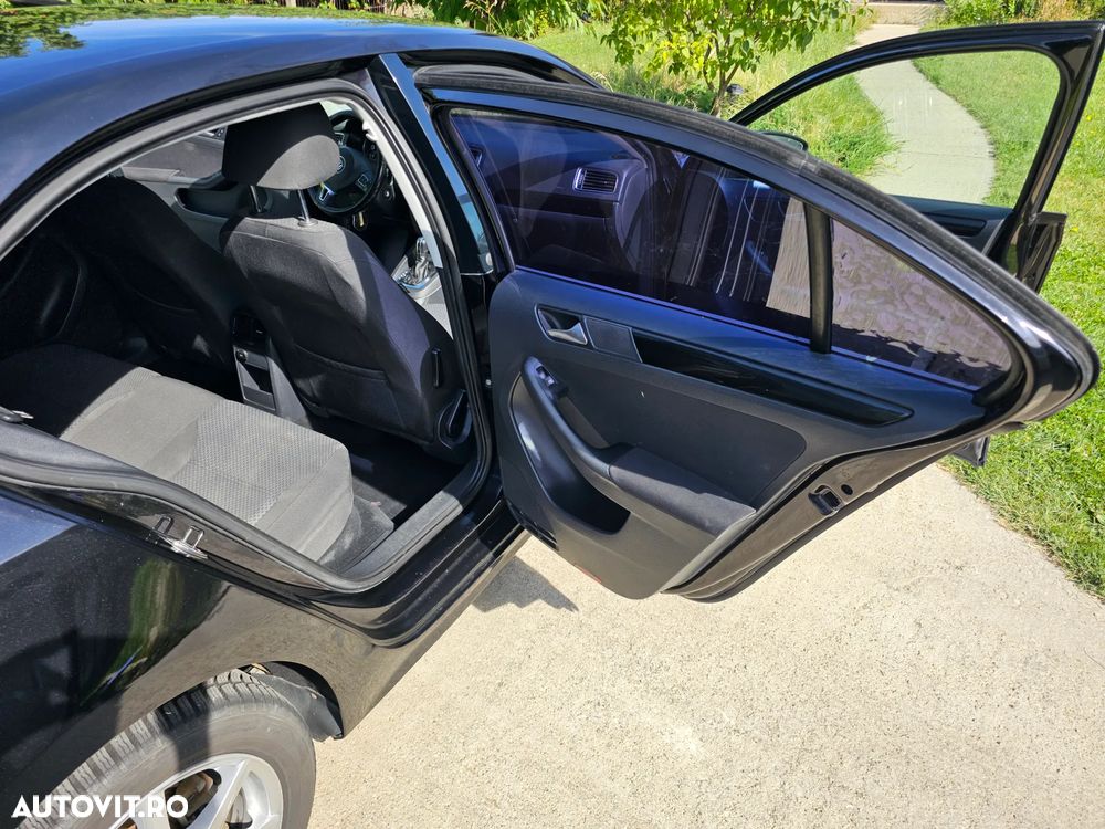 Volkswagen Jetta 2.0 TDI DPF Comfortline DSG - 30
