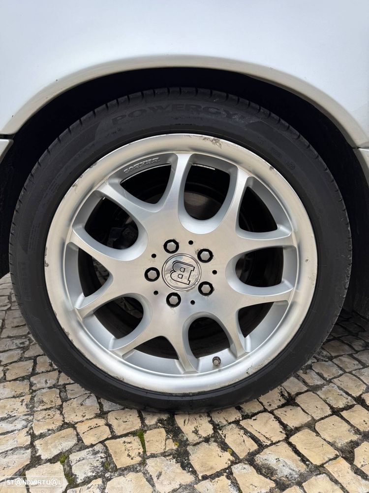 Mercedes-Benz SL 320 Standard - 43