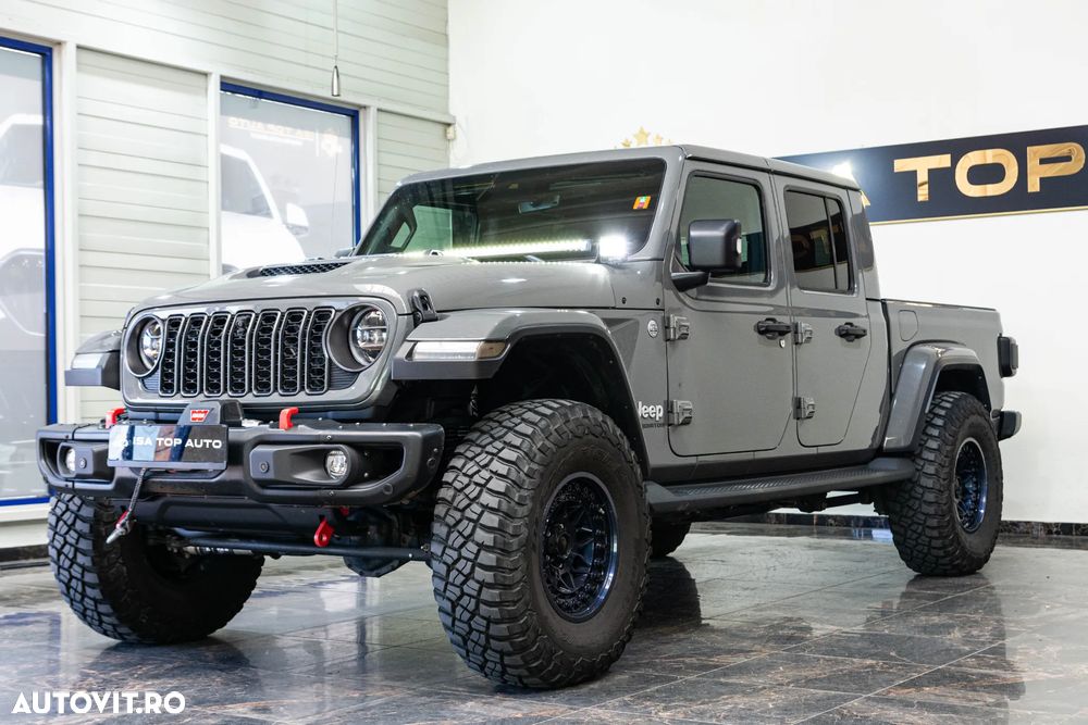 Jeep Gladiator 3.0L V6 Diesel AT8 4x4 264 CP Overland - 1