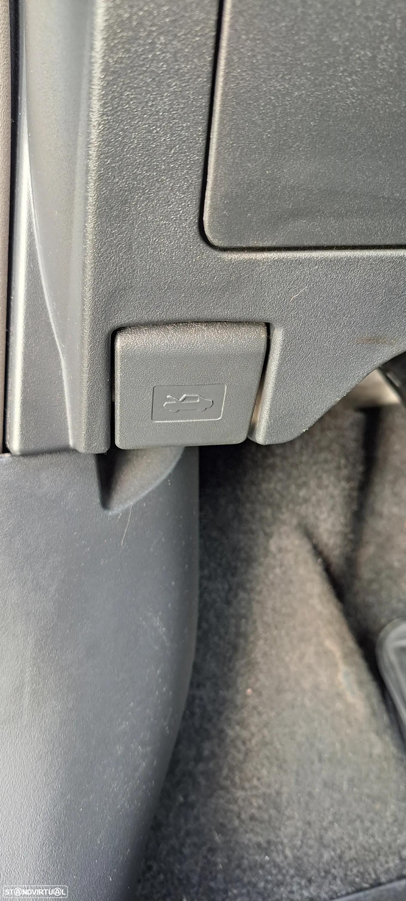 Toyota Yaris 1.4 D-4D AC Manual - 50