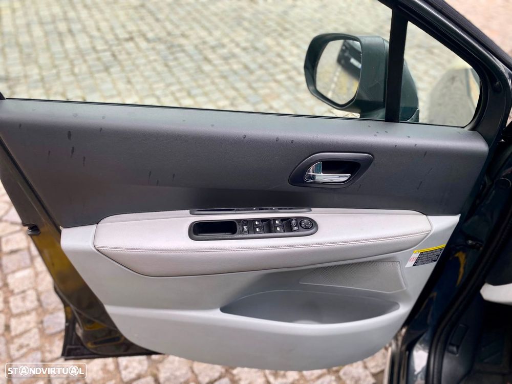 Peugeot 3008 1.6 e-HDi Allure 2-Tronic - 10