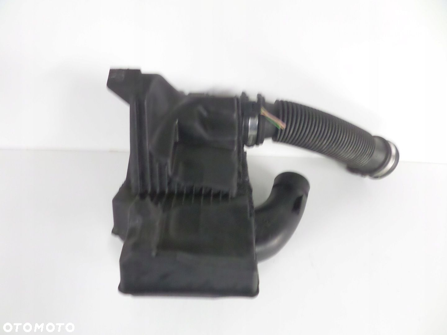 Obudowa filtra powietrza RENAULT CLIO III 05- - 2