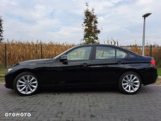 BMW Seria 3 330i GPF Luxury Line