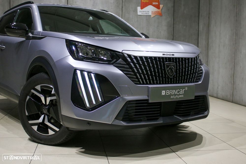 Peugeot 2008 1.2 PureTech Allure - 3