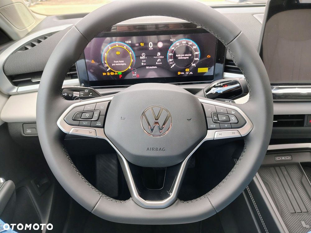 Volkswagen T-Roc - 14
