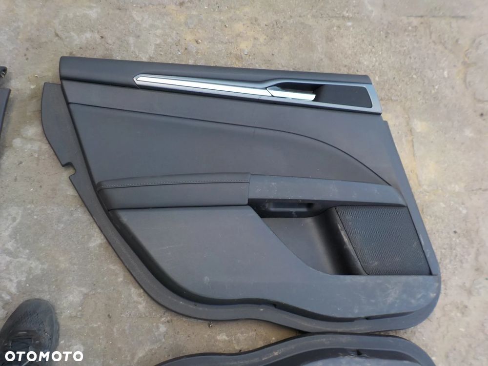 FORD MONDEO MK5 FOTELE GRZANE PODŁOKIETNIK KANAPA SKÓRA BOCZKI - 17