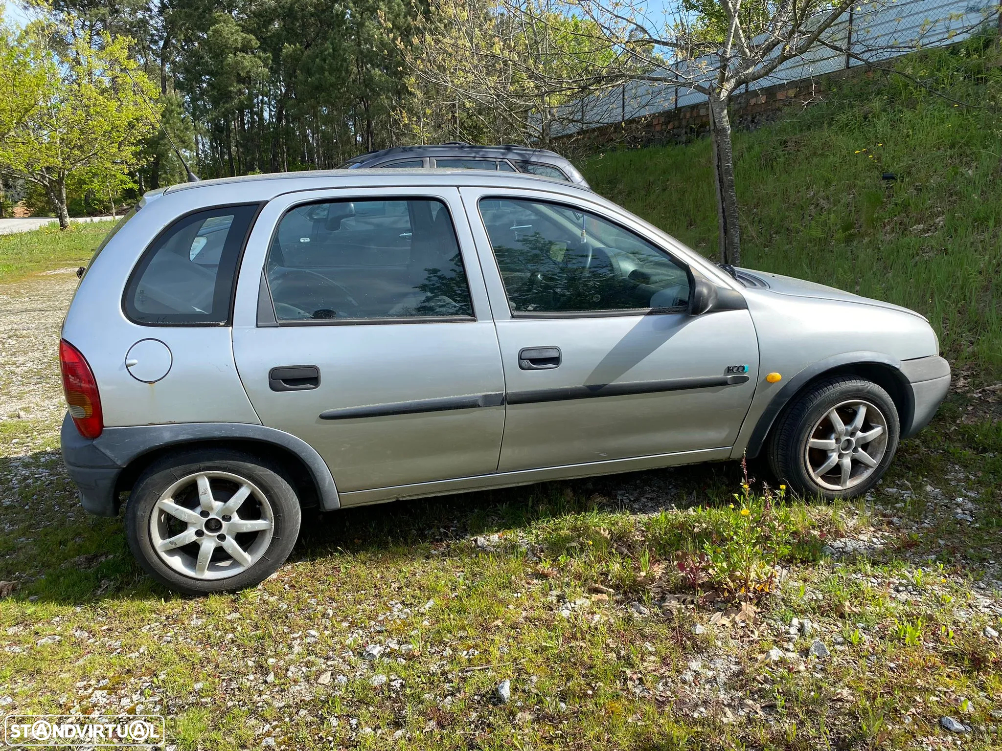 Opel Corsa B para peças - 2